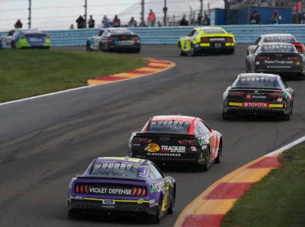 NASCAR-Action in Watkins Glen