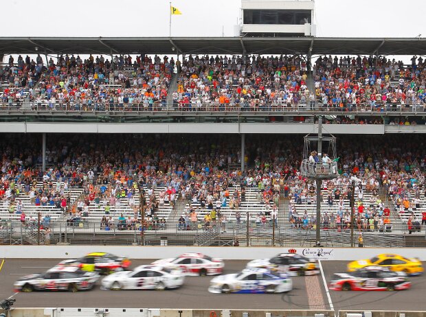 NASCAR-Action beim Brickyard 400 in Indianapolis 2014