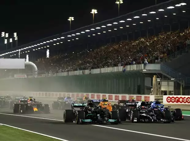 Formel-1-Start 2021 beim Grand Prix von Katar in Losail Titel-Bild zur News: Formel-1-Start 2021 beim Grand Prix von Katar in Losail