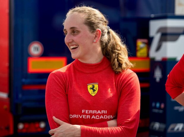 Maya Weug ist die erste Ferrari-Juniorin