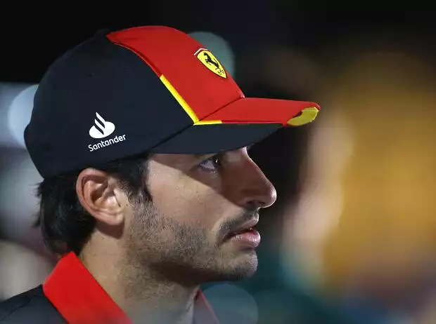 Carlos Sainz (Ferrari) beim Formel-1-Rennen in Katar 2023 Titel-Bild zur News: Carlos Sainz (Ferrari) beim Formel-1-Rennen in Katar 2023