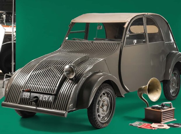 Citroën TPV (1939) Citroën TPV (1939)