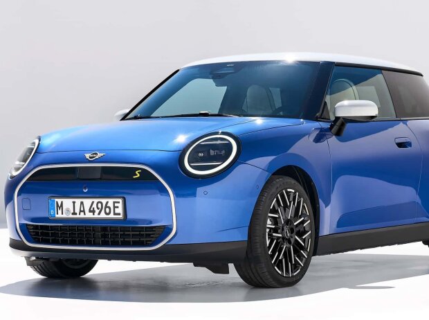 Der ganz neue Mini Cooper Electric, an den sich auch das Cabrio optisch anlehnen wird