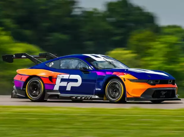 Der Ford Mustang GT3 wird von drei Ford-Routiniers und Mike Rockenfeller in der IMSA pilotiert Titel-Bild zur News: Der Ford Mustang GT3 wird von drei Ford-Routiniers und Mike Rockenfeller in der IMSA pilotiert