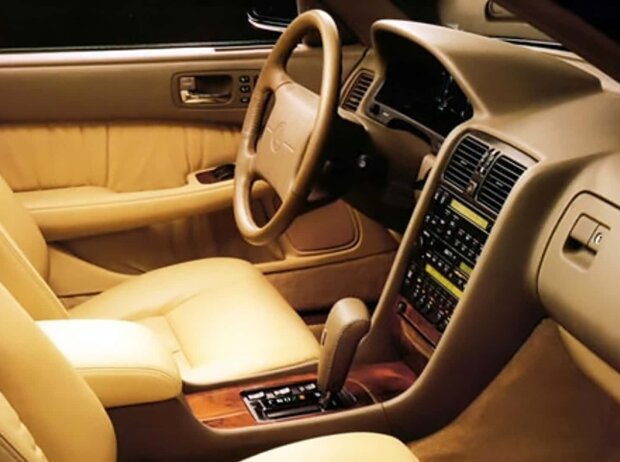 Lexus LS 400 (1989-2000) Lexus LS 400 (1989-2000)
