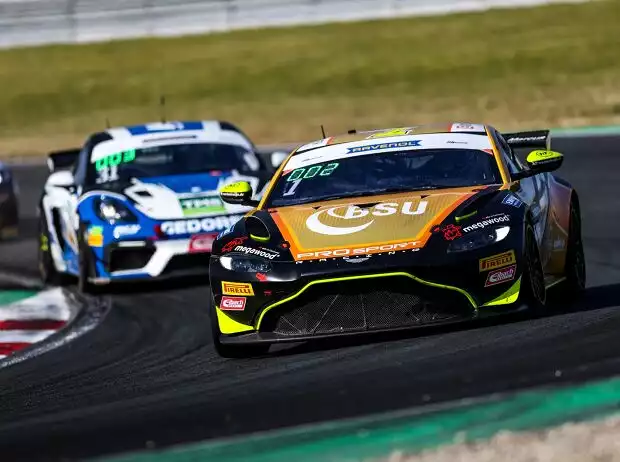 Tabellenführer: Mike David Ortmann und Hugo Sasse im Aston Martin Vantage von Prosport Racing Titel-Bild zur News: Tabellenführer: Mike David Ortmann und Hugo Sasse im Aston Martin Vantage von Prosport Racing
