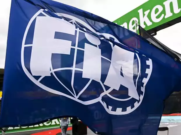 Titel-Bild zur News: FIA-Flagge