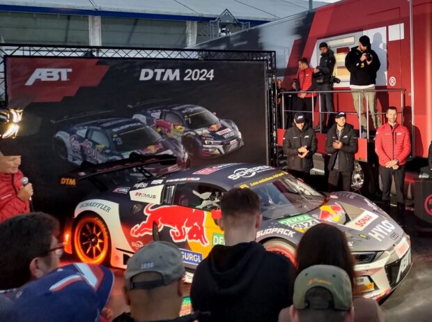 Der Red-Bull-Audi wurde beim DTM-Finale in Hockenheim enthüllt Der Red-Bull-Audi wurde beim DTM-Finale in Hockenheim enthüllt