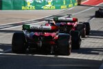 Guanyu Zhou (Alfa Romeo) und Valtteri Bottas (Alfa Romeo) 