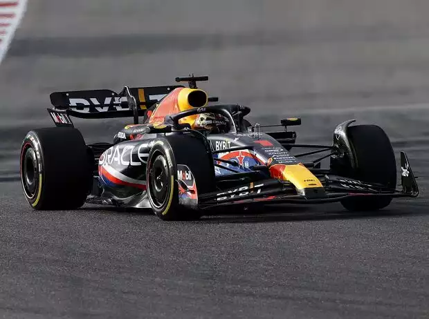 Max Verstappen, Lewis Hamilton Titel-Bild zur News: Max Verstappen, Lewis Hamilton
