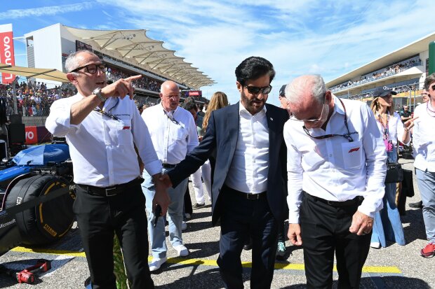 Stefano Domenicali Mohammed bin Sulayem ~Stefano Domenicali und Mohammed bin Sulayem ~ Stefano Domenicali Mohammed bin Sulayem ~Stefano Domenicali und Mohammed bin Sulayem ~