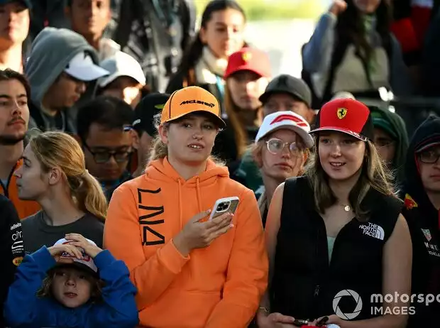 Fans Titel-Bild zur News: Fans