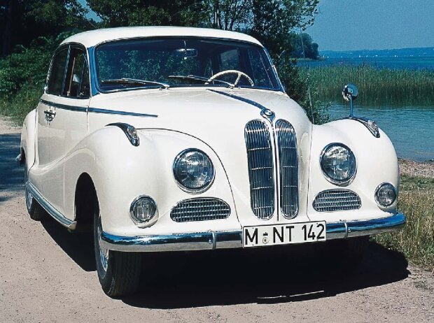 BMW 502 (1954-1961)