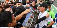 Adrian Fernandez mit Fans