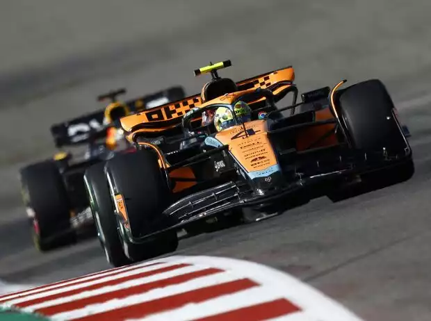 Lando Norris und Max Verstappen beim Formel-1-Rennen in Austin 2023 Titel-Bild zur News: Lando Norris und Max Verstappen beim Formel-1-Rennen in Austin 2023