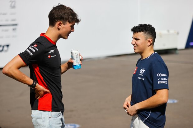 Oliver Bearman Isack Hadjar Haas Haas F1AlphaTauri AlphaTauri F1 ~Oliver Bearman und Isack Hadjar ~ 