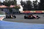 Carlos Sainz (Ferrari) und Max Verstappen (Red Bull) 