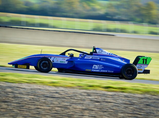 Titel-Bild zur News: ADAC Formel 4 Junior Team