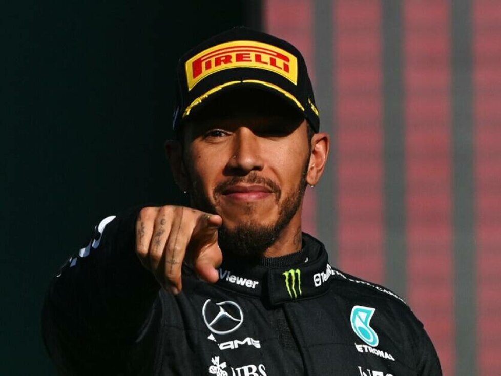 Lewis Hamilton auf dem Formel-1-Podium in Mexiko 2023
