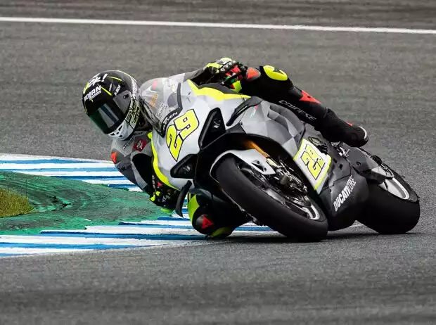 Andrea Iannone Titel-Bild zur News: Andrea Iannone
