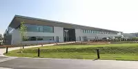 Bild zum Inhalt: Aston Martin: Umzug in neue Fabrik dauert immer noch an