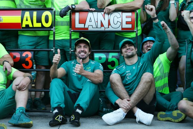 Fernando Alonso Lance Stroll Aston Martin Aston Martin F1 ~Fernando Alonso (Aston Martin) und Lance Stroll (Aston Martin) ~ Fernando Alonso Lance Stroll Aston Martin Aston Martin F1 ~Fernando Alonso (Aston Martin) und Lance Stroll (Aston Martin) ~