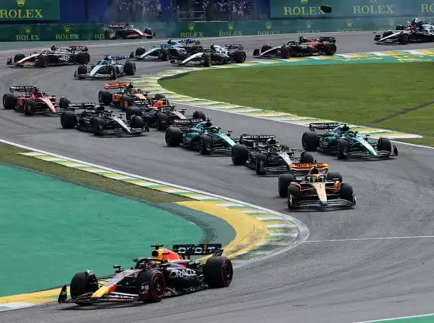 Alexander Albon, Max Verstappen, Lando Norris, Kevin Magnussen Titel-Bild zur News: Alexander Albon, Max Verstappen, Lando Norris, Kevin Magnussen