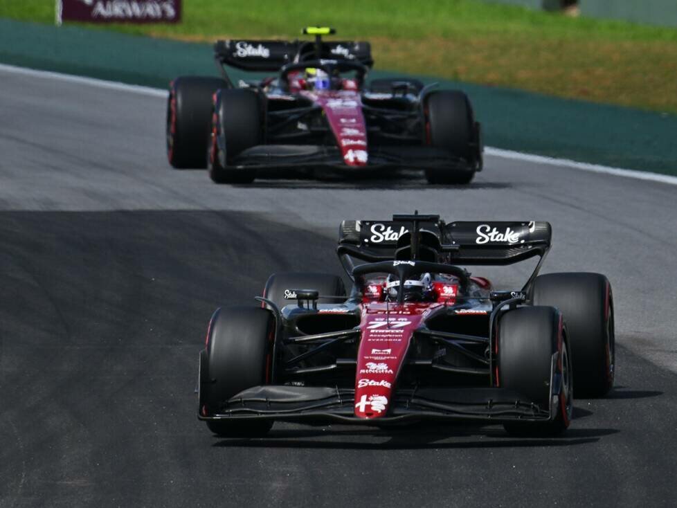 Guanyu Zhou, Valtteri Bottas