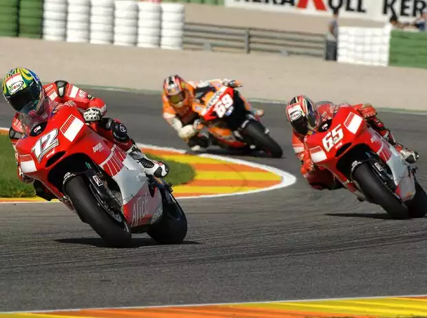 Titel-Bild zur News: Troy Bayliss, Loris Capirossi, Nicky Hayden