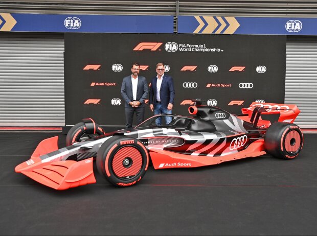 Titel-Bild zur News: Oliver Hoffmann (CTO) und Markus Duesmann (CEO) von Audi