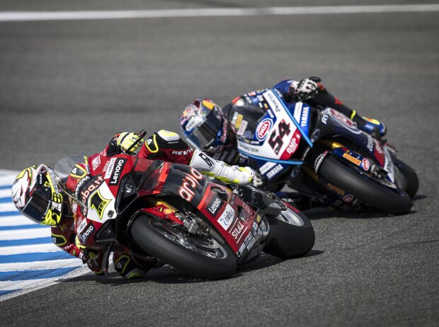 Alvaro Bautista; Toprak Razgatlioglu Alvaro Bautista; Toprak Razgatlioglu