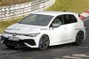 Bild zum Inhalt: Neuer VW Golf R (2024) dreht Testrunden auf dem Nürburgring
