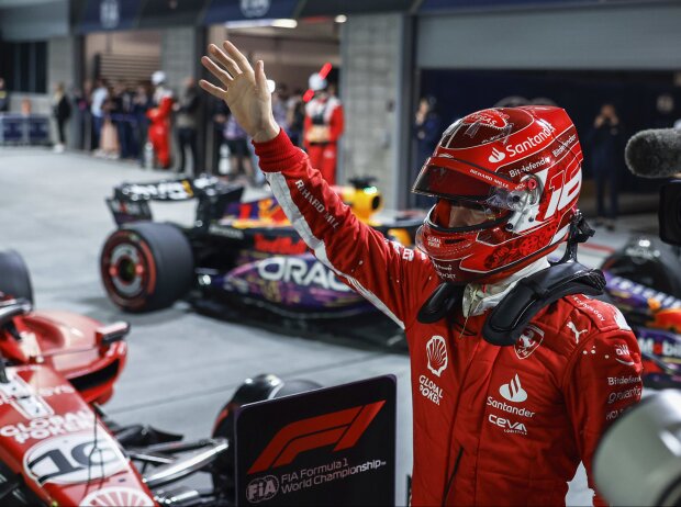 Titel-Bild zur News: Charles Leclerc (Ferrari) nach der Poleposition zum Formel-1-Rennen in Las Vegas 2023