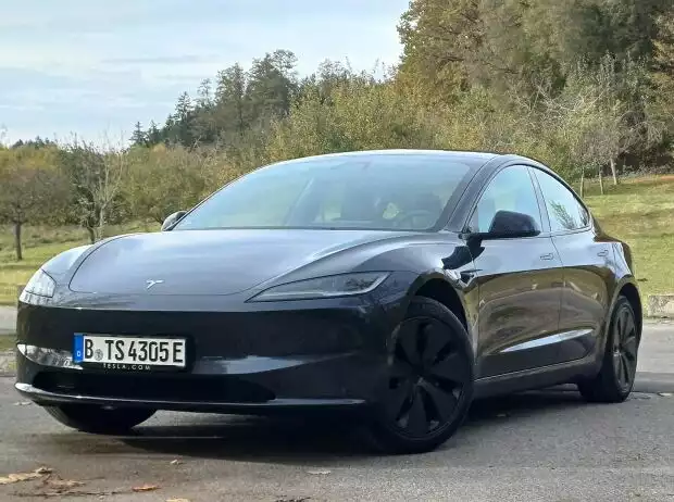 Tesla Model 3 Highland Titel-Bild zur News: Tesla Model 3 Highland