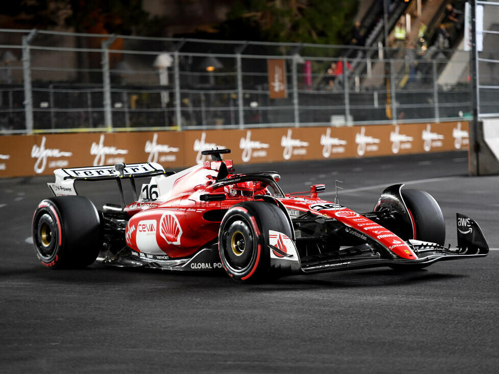 Charles Leclerc (Ferrari SF-23) im Qualifying zum Formel-1-Rennen in Las Vegas