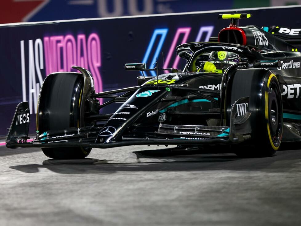 Lewis Hamilton im Mercedes W14 beim Formel-1-Rennen in Las Vegas 2023