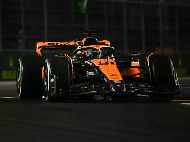 McLaren verliert bei flachem Flügel nach eigenen Angaben übermäßig viel Abtrieb Titel-Bild zur News: McLaren verliert bei flachem Flügel nach eigenen Angaben übermäßig viel Abtrieb