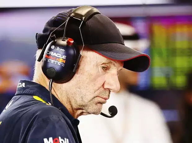 Formel-1-Stardesigner Adrian Newey von Red Bull in der Box Titel-Bild zur News: Formel-1-Stardesigner Adrian Newey von Red Bull in der Box
