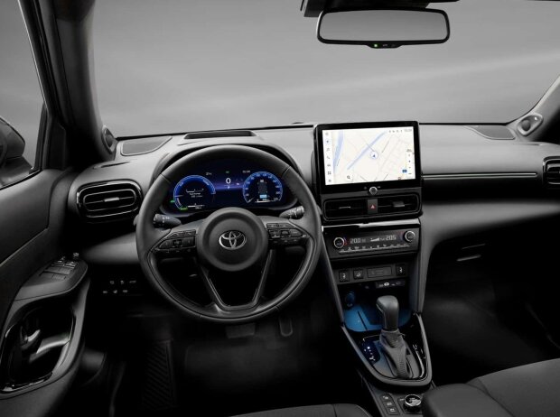 Toyota Yaris Cross (2024) Toyota Yaris Cross (2024)