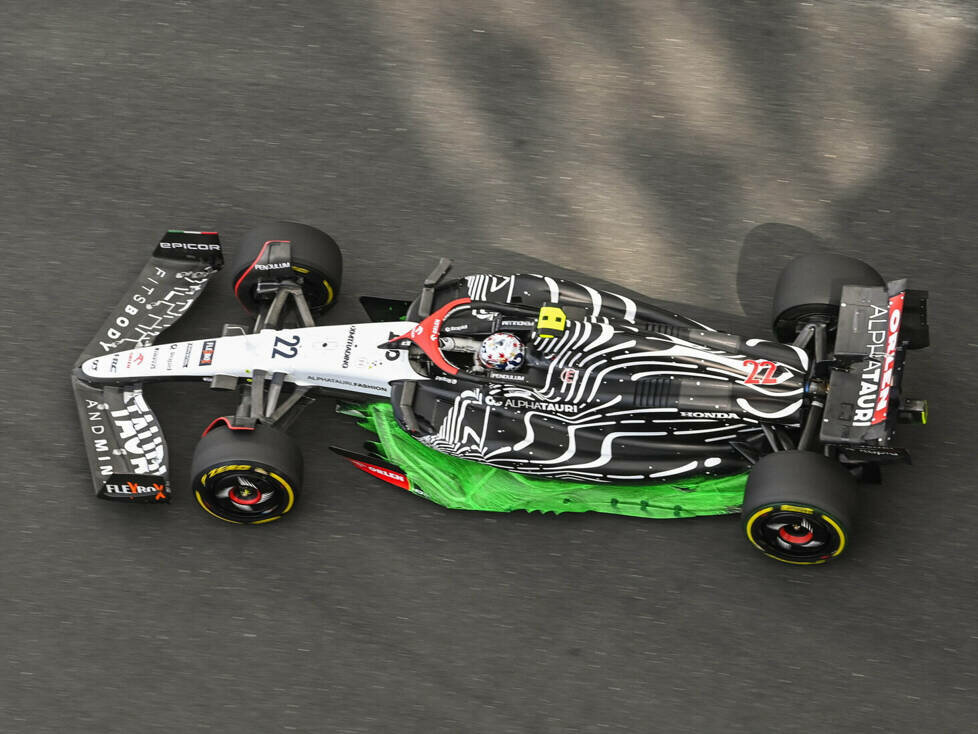 Yuki Tsunoda (AlphaTauri AT04) im Training zum Formel-1-Rennen in Abu Dhabi 2023