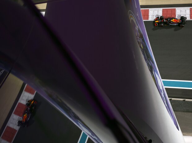 Titel-Bild zur News: Sergio Perez (Red Bull RB19) im Qualifying zum formel-1-Rennen in Abu Dhabi 2023