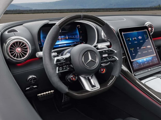 Cockpit des Mercedes-AMG GT Cockpit des Mercedes-AMG GT