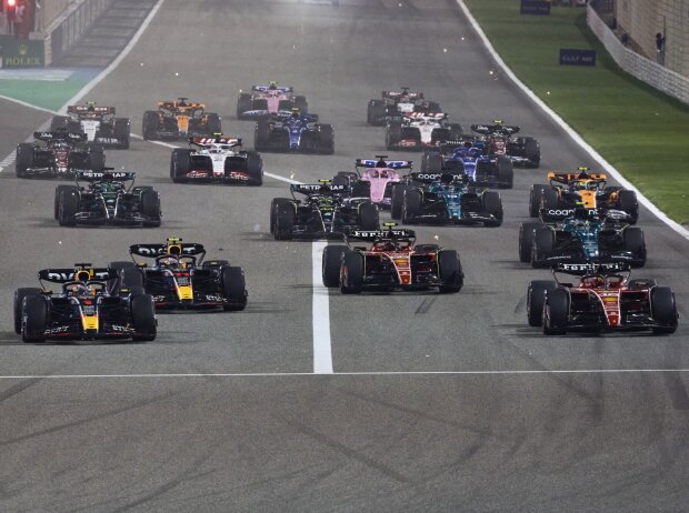 Titel-Bild zur News: Formel-1-Start 2023 beim Grand Prix von Bahrain in Sachir