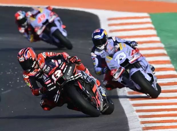 Maverick Vinales, Alex Marquez Titel-Bild zur News: Maverick Vinales, Alex Marquez