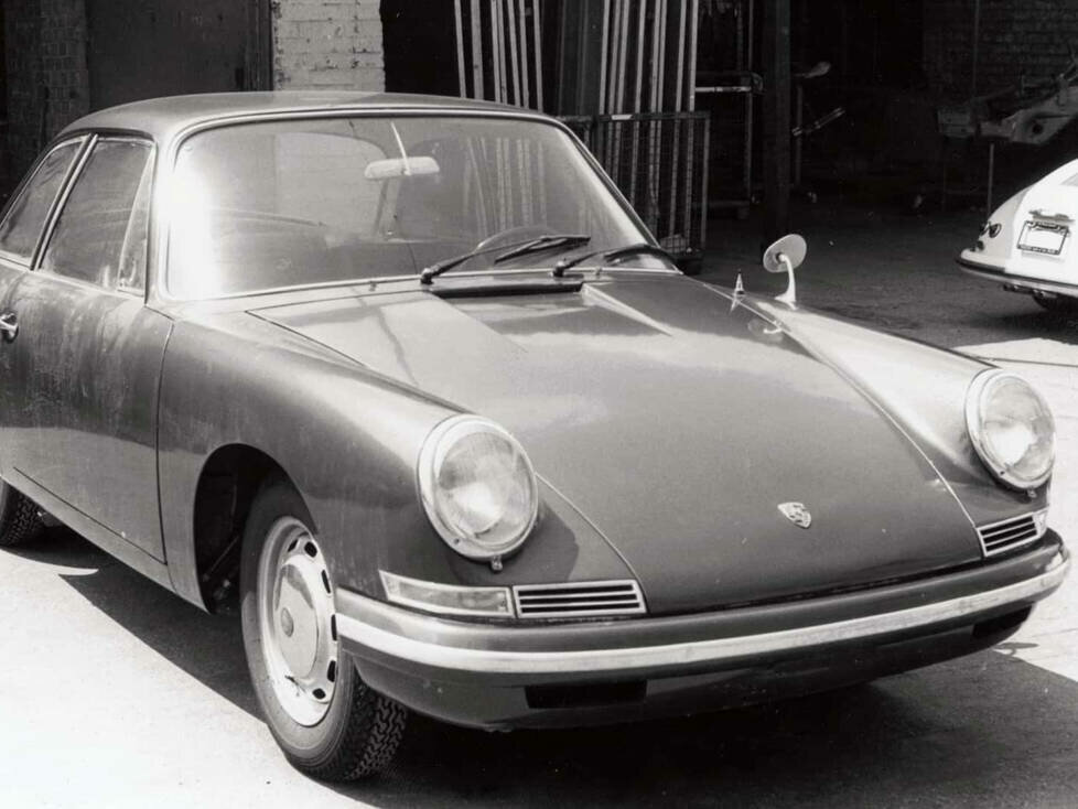 Porsche 695 T7