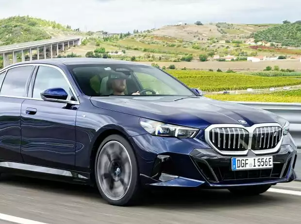 BMW i5 eDrive40 (2023) im Test Titel-Bild zur News: BMW i5 eDrive40 (2023) im Test
