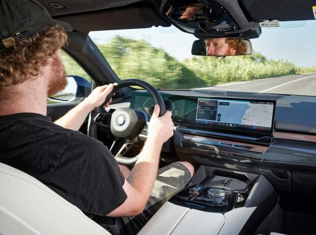BMW i5 eDrive40 (2023) im Test