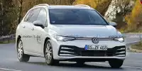 Bild zum Inhalt: VW Golf 8 Variant Facelift (2024) als Erlkönig erwischt