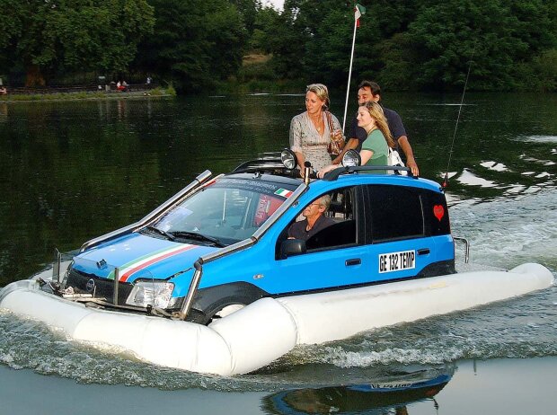 Fiat Panda als Luftkissenboot