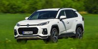 Suzuki Across Plug-in Hybrid (2023) im Test